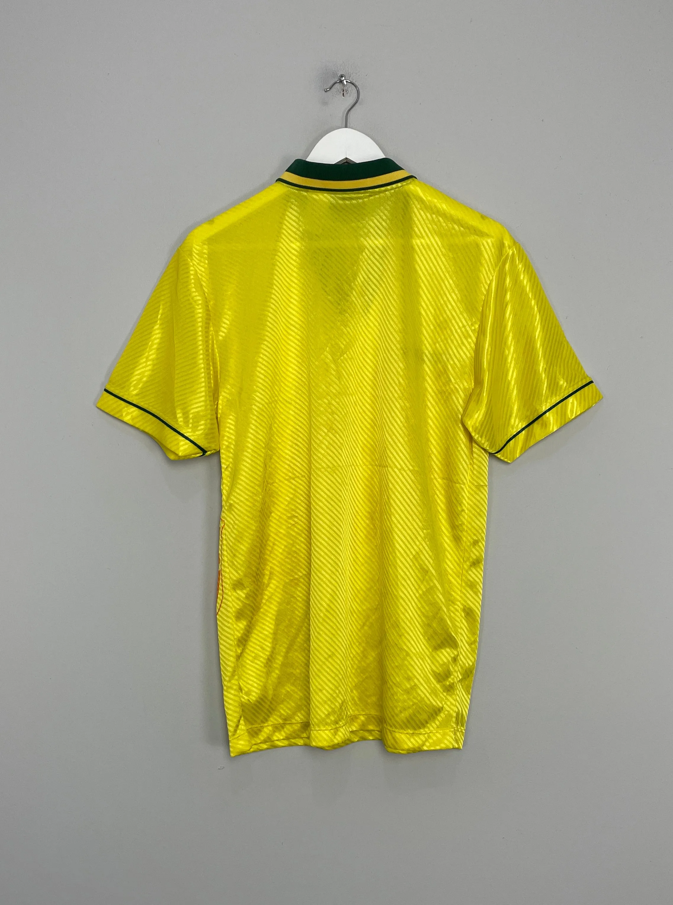 1994/96 BRAZIL HOME SHIRT (M) UMBRO