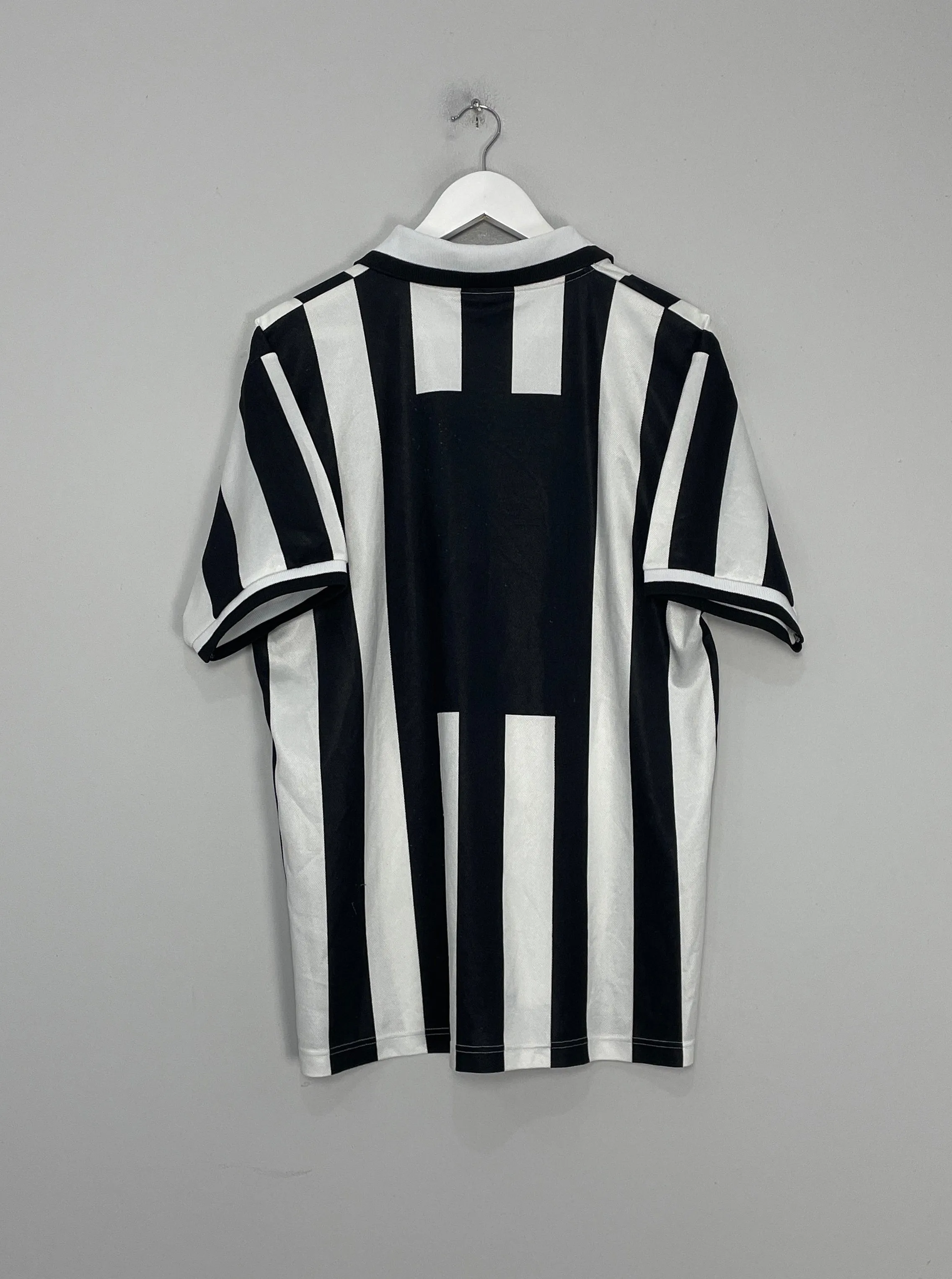 1995/97 JUVENTUS HOME SHIRT (L) KAPPA