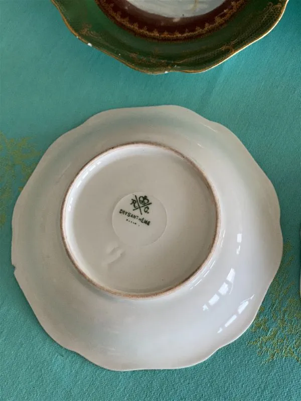 Antique Green bowl with Lady and 4 small bowls, Chrysanthemum Pattern