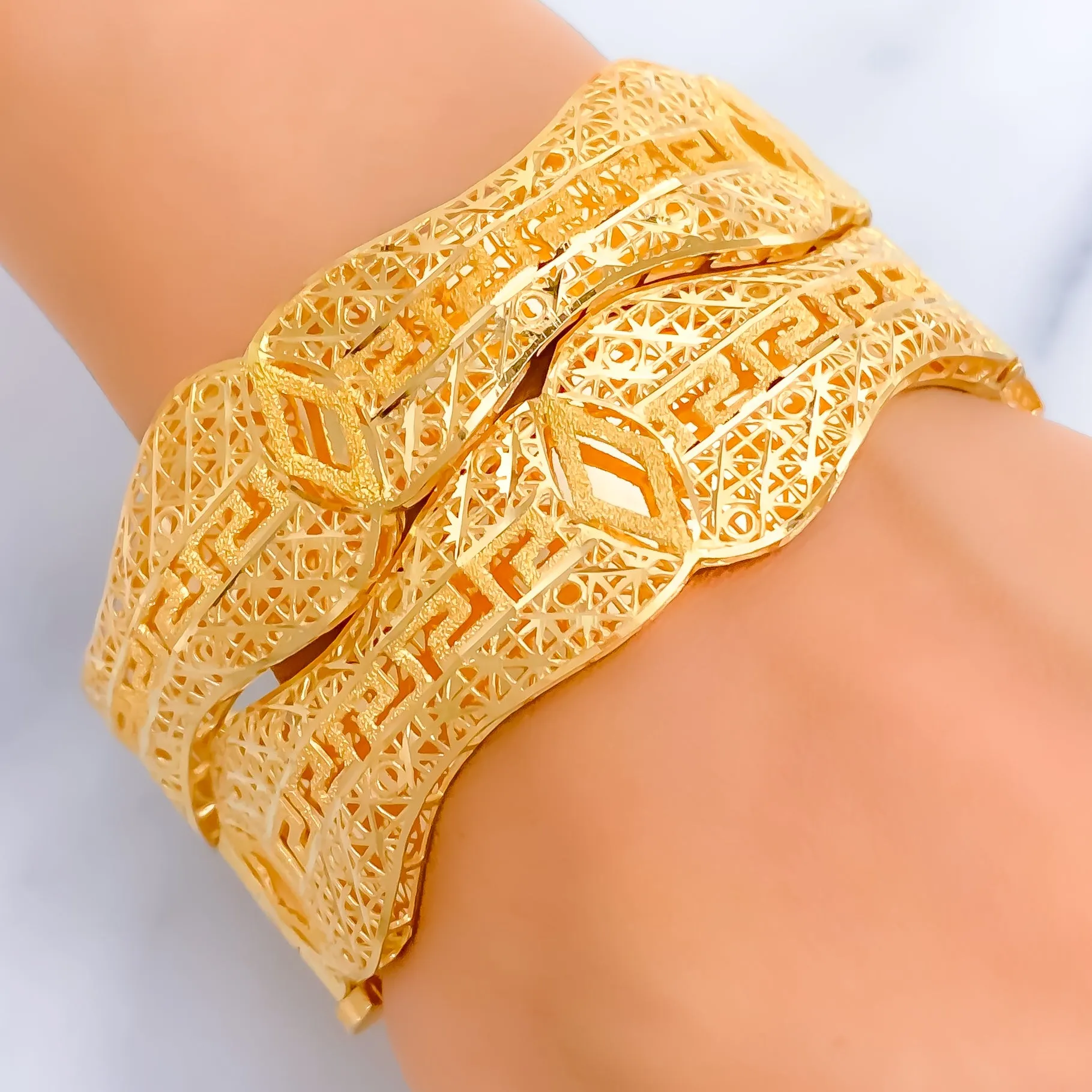 Artistic Sculptural 21k Gold Mesh Bangles