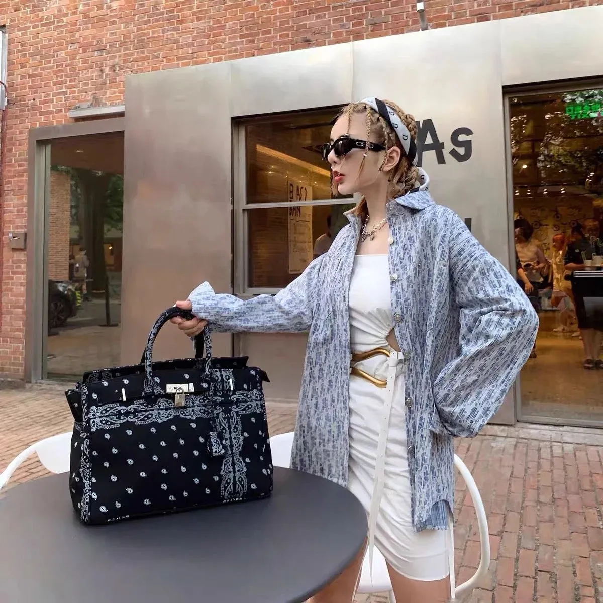 Bandana design padlock New York tote Handbag