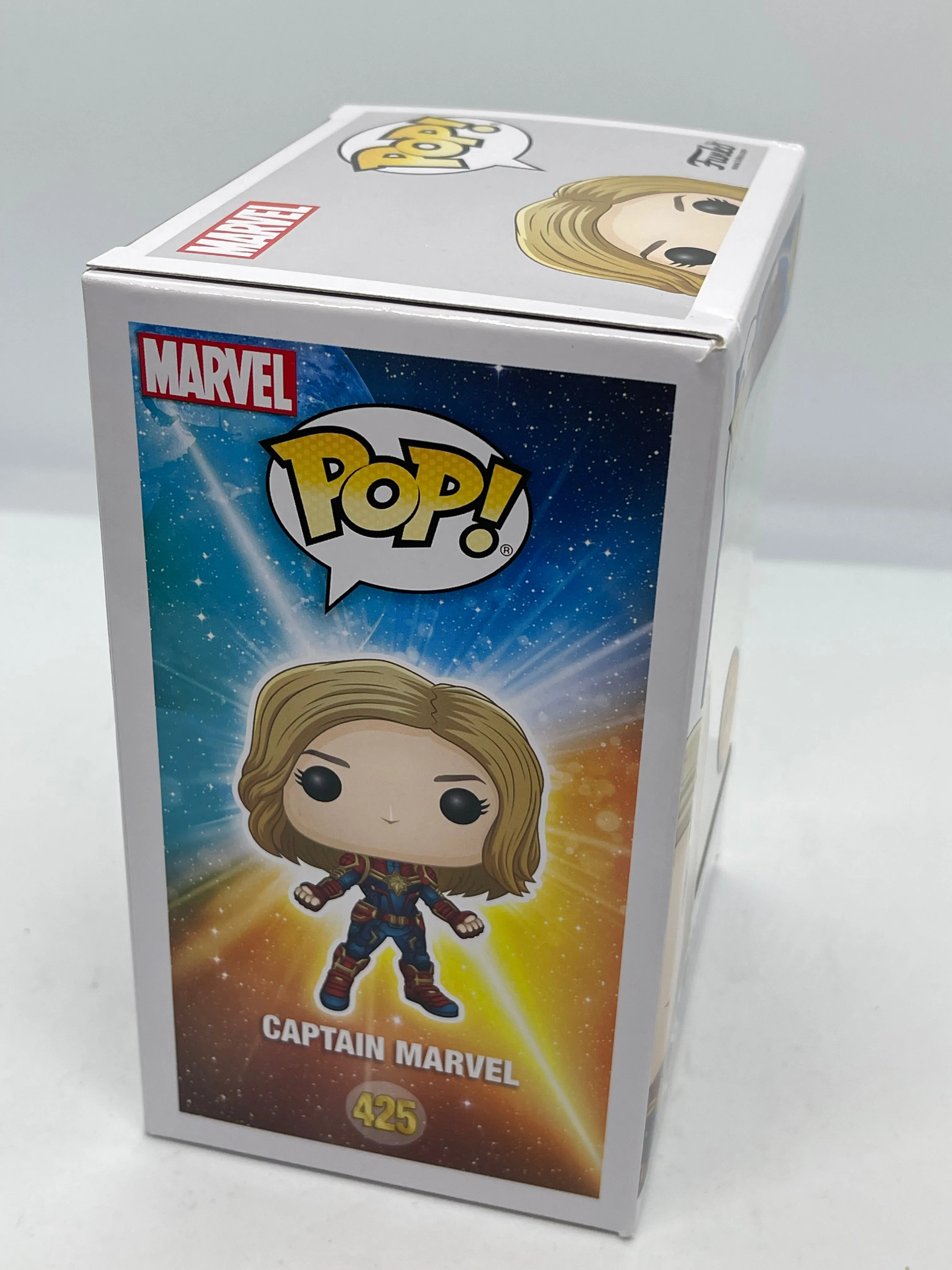Captain Marvel - Captain Marvel Chase #425 Pop! Vinyl