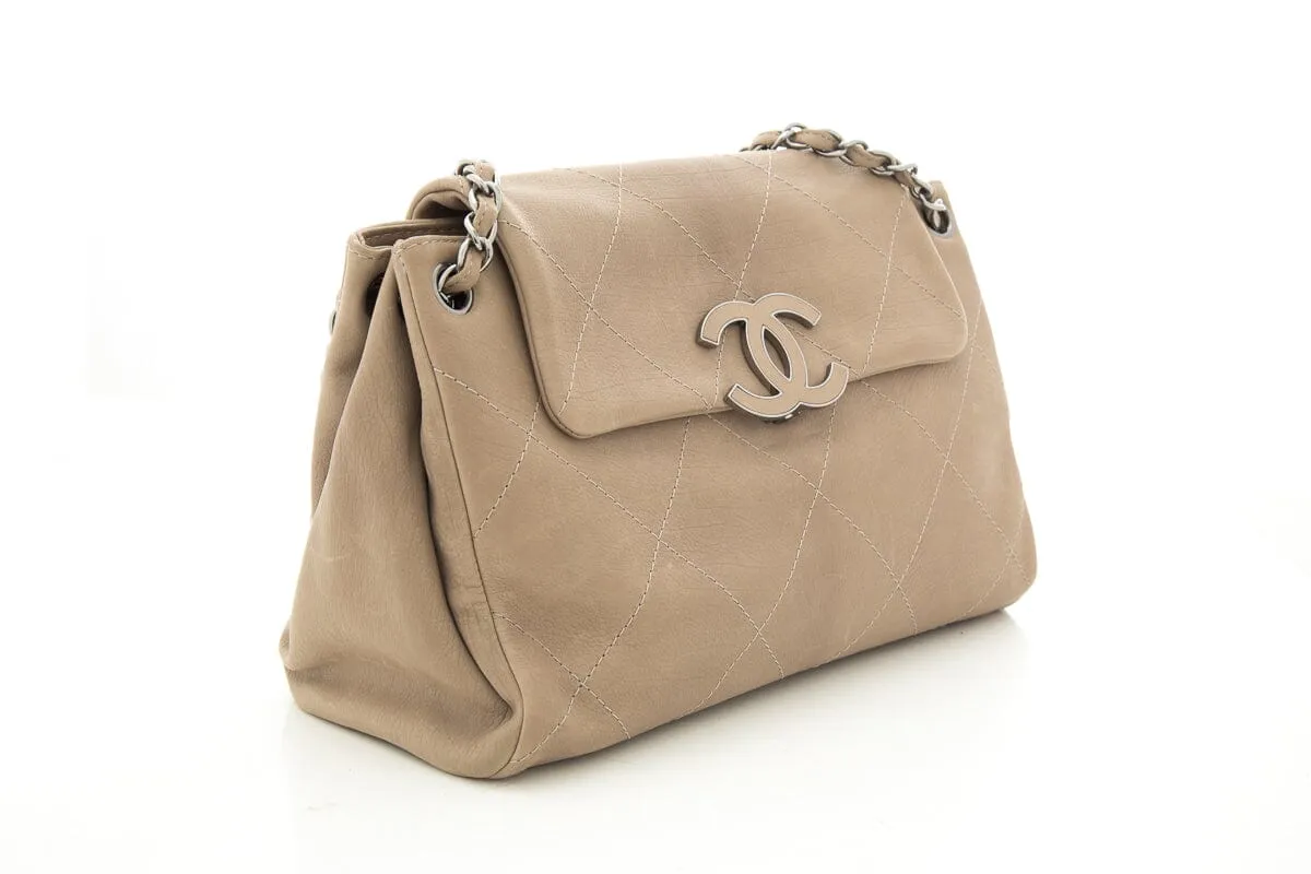 Chanel 2011 Beige Hamptons CC Flap Handbag