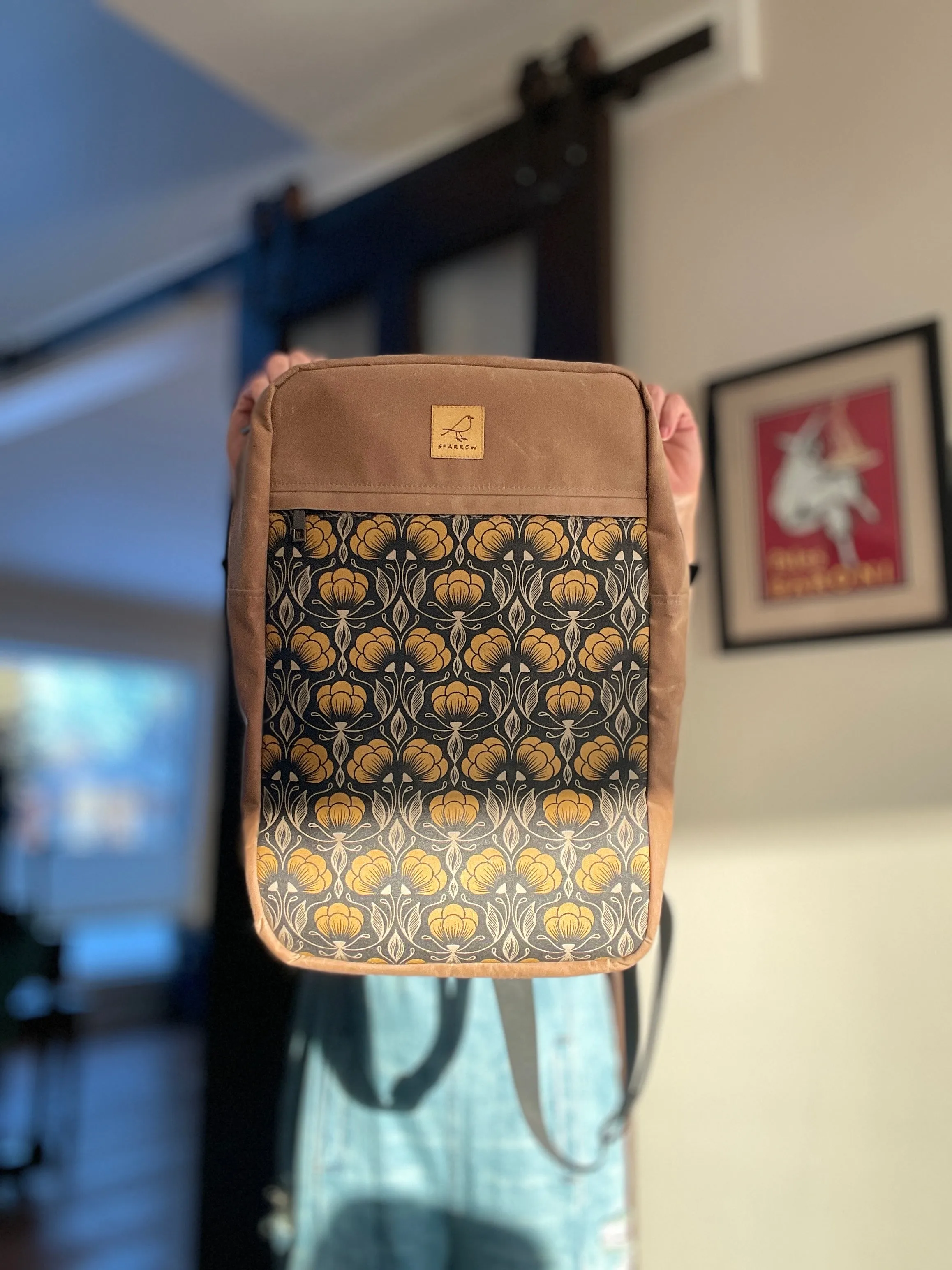 City Sling - Extra Large