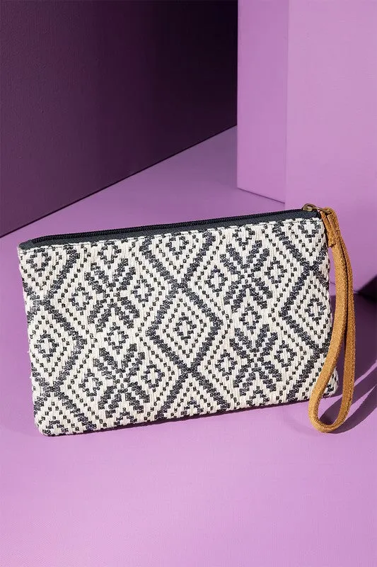COLORADO ETHNIC PATTERNED WRISTLET