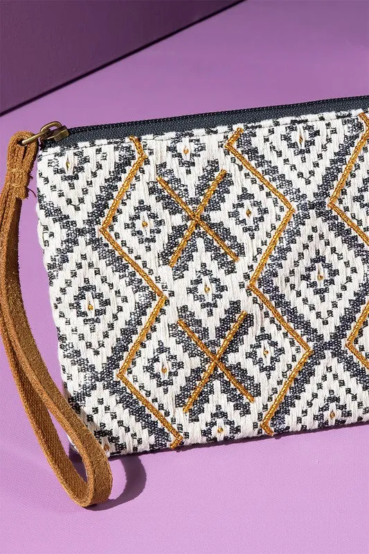 COLORADO ETHNIC PATTERNED WRISTLET