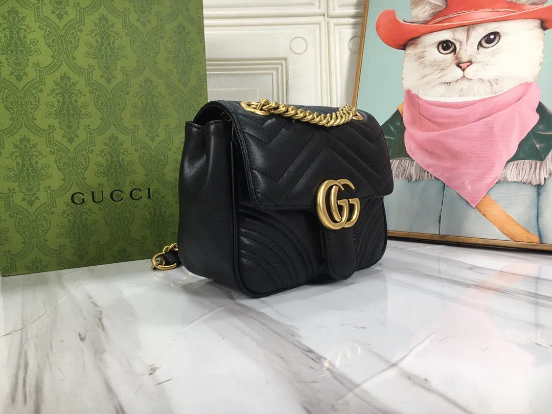 GC543 GG Marmont Mini Shoulder Bag /  7"W x 5.9"H x 3.1"D