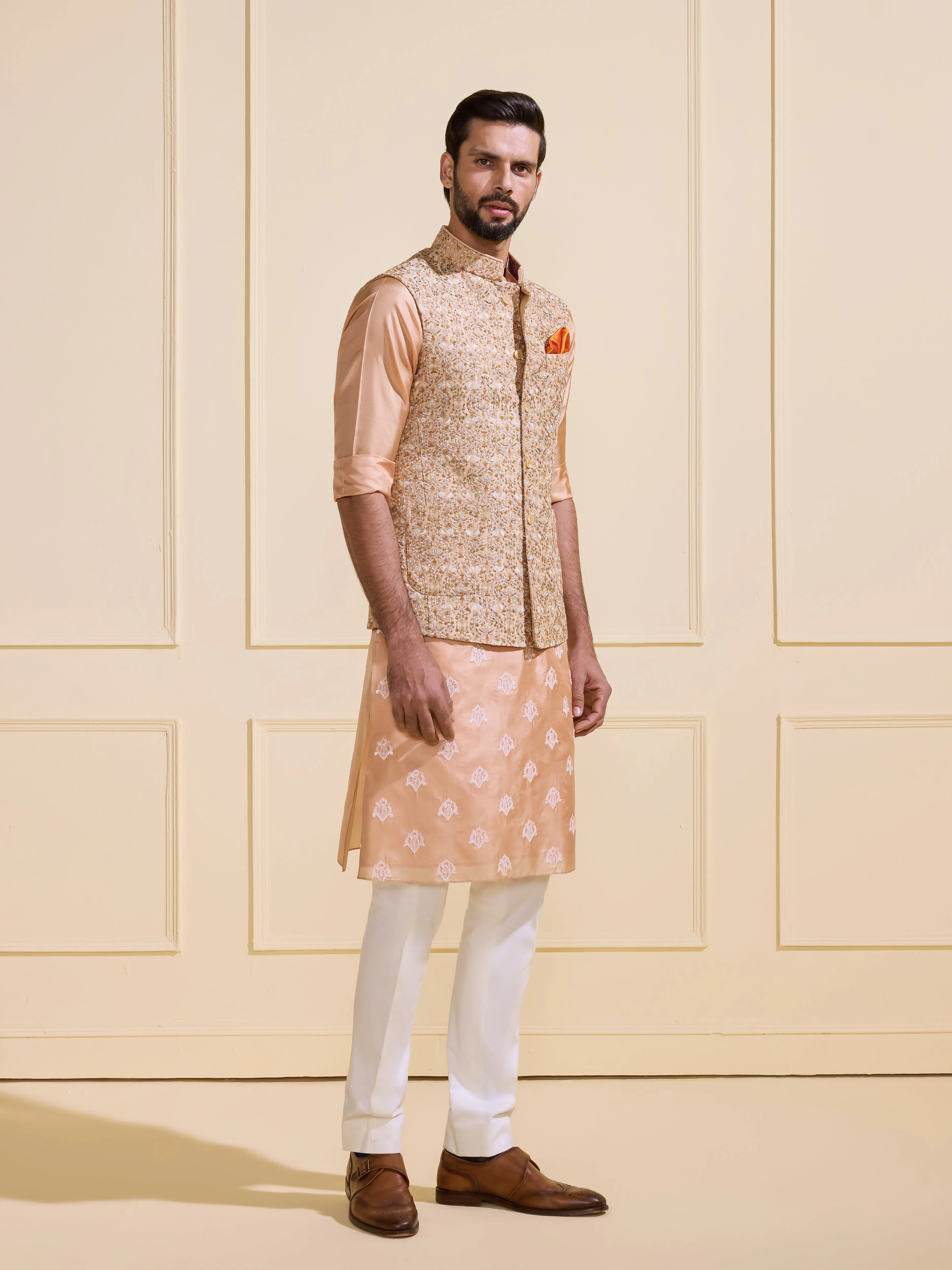 Gilded Weaves: A Waistcoat Of Artistic Mastery