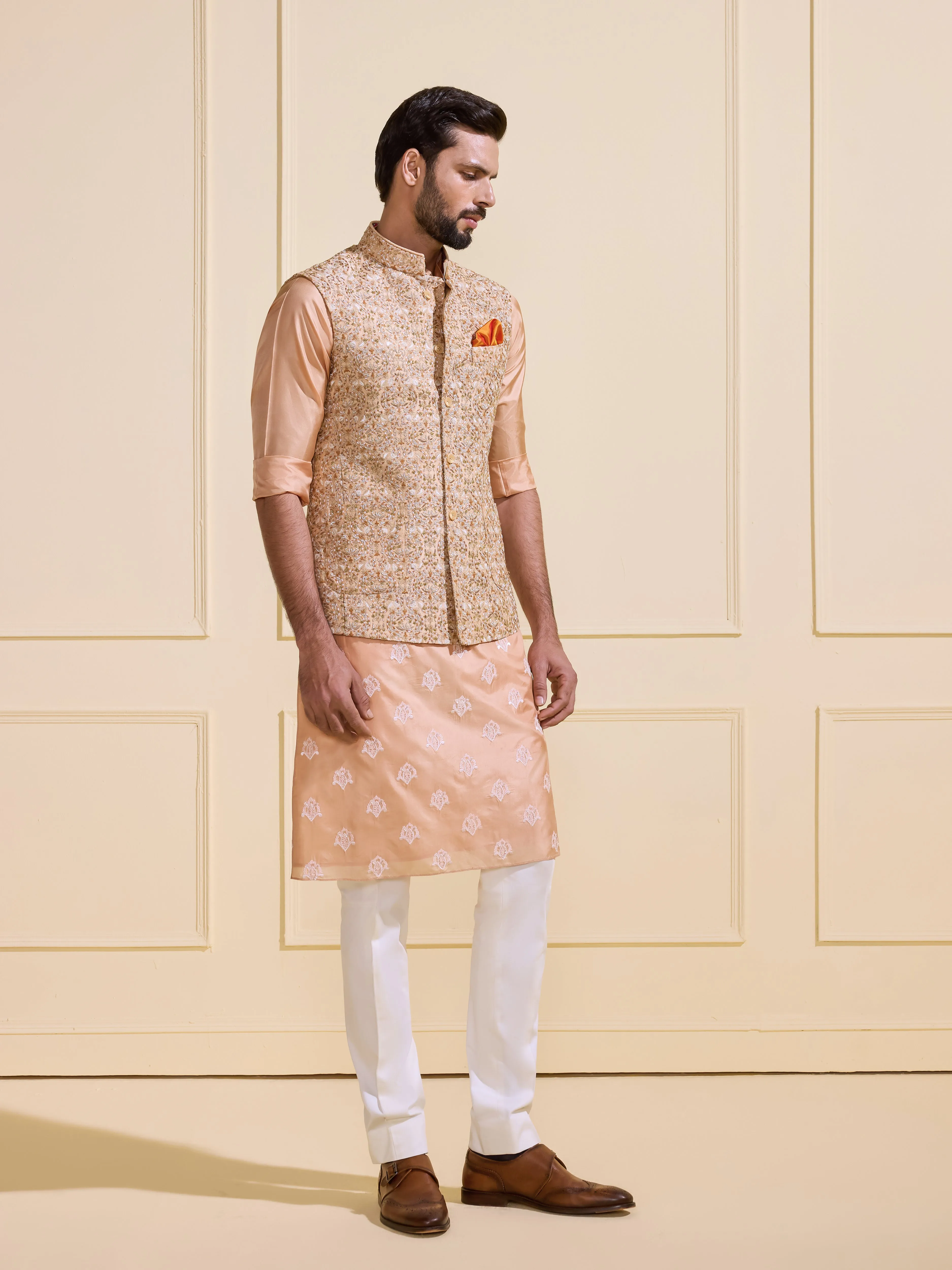Gilded Weaves: A Waistcoat Of Artistic Mastery