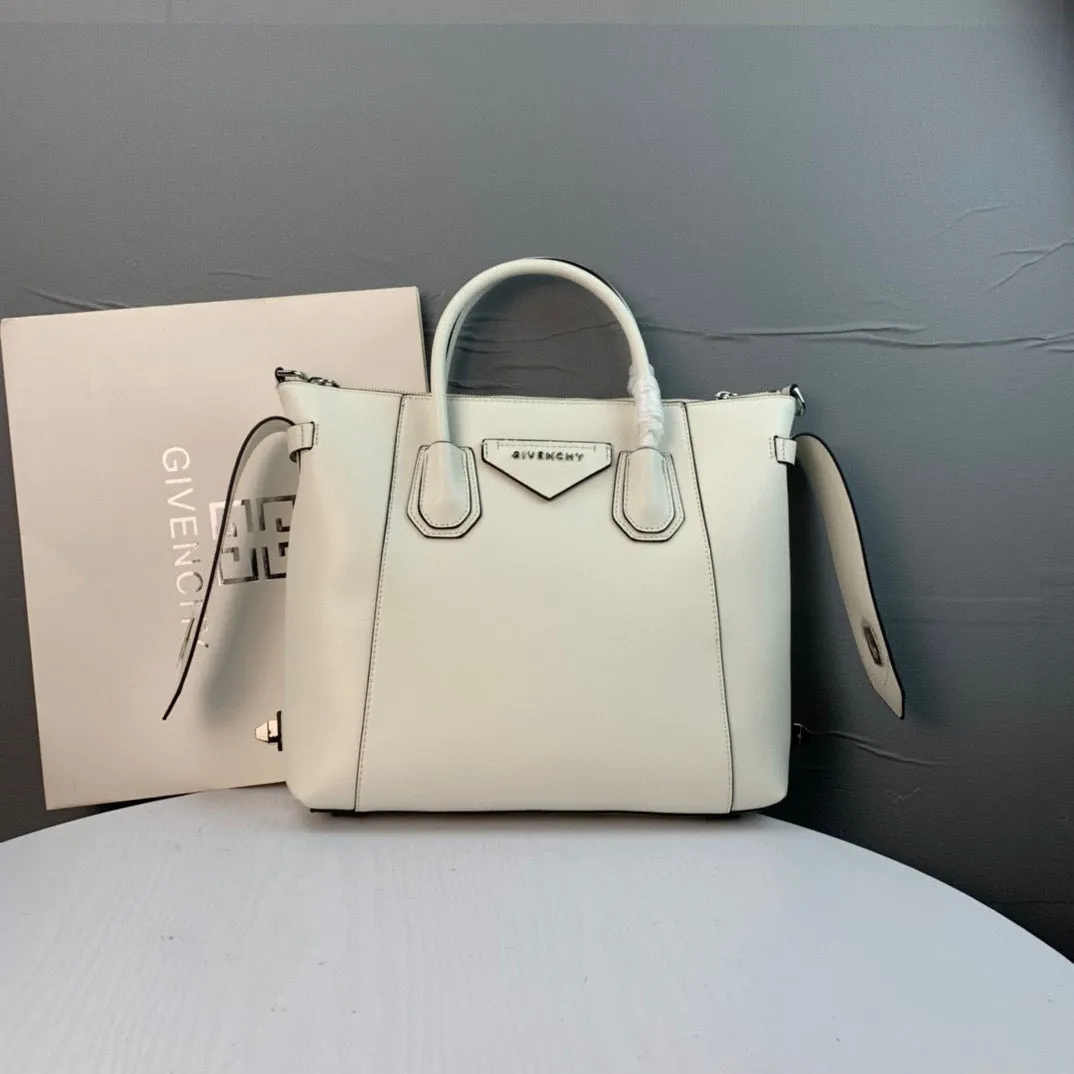 GNY013  11.8x9.8x2.8inch