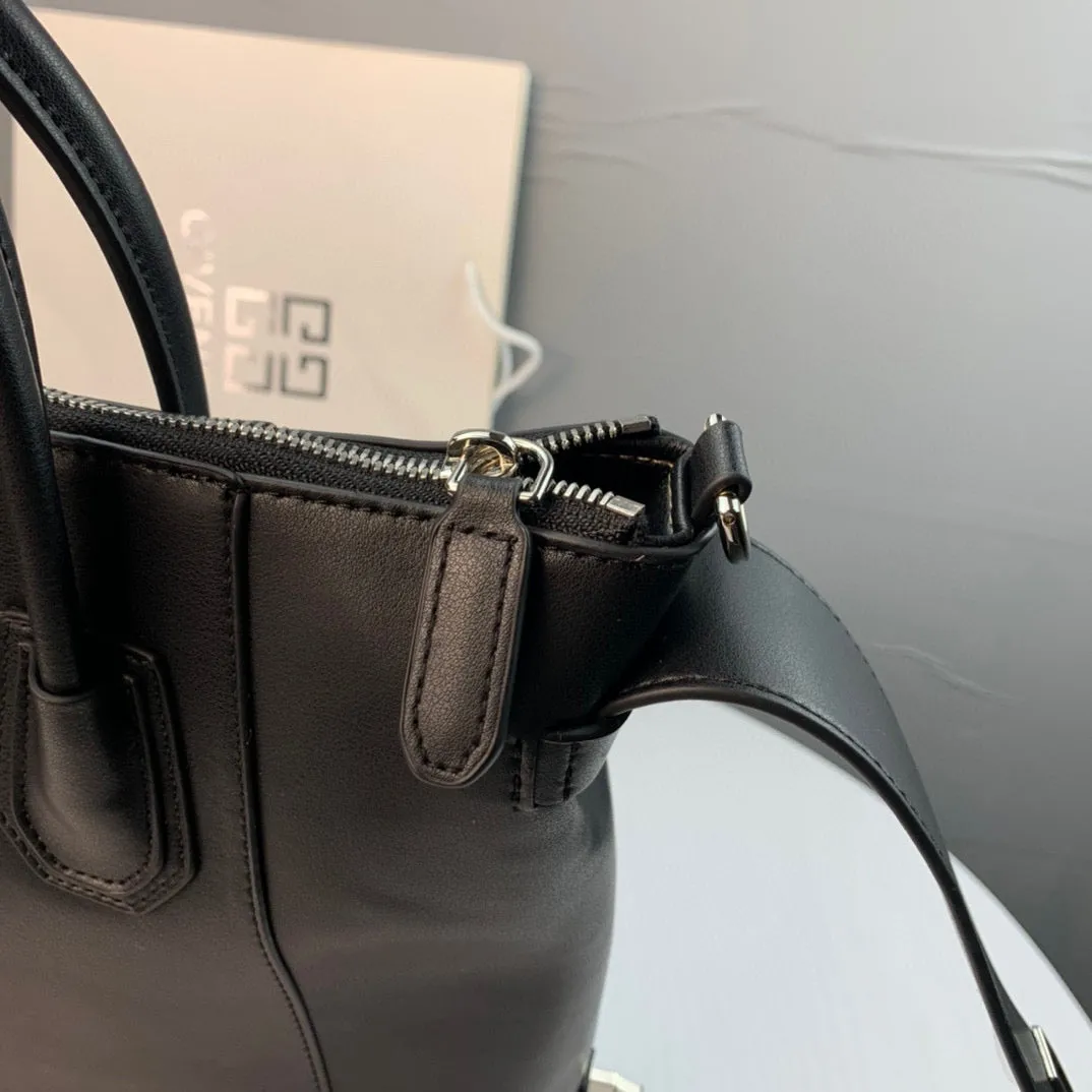 GNY013  11.8x9.8x2.8inch