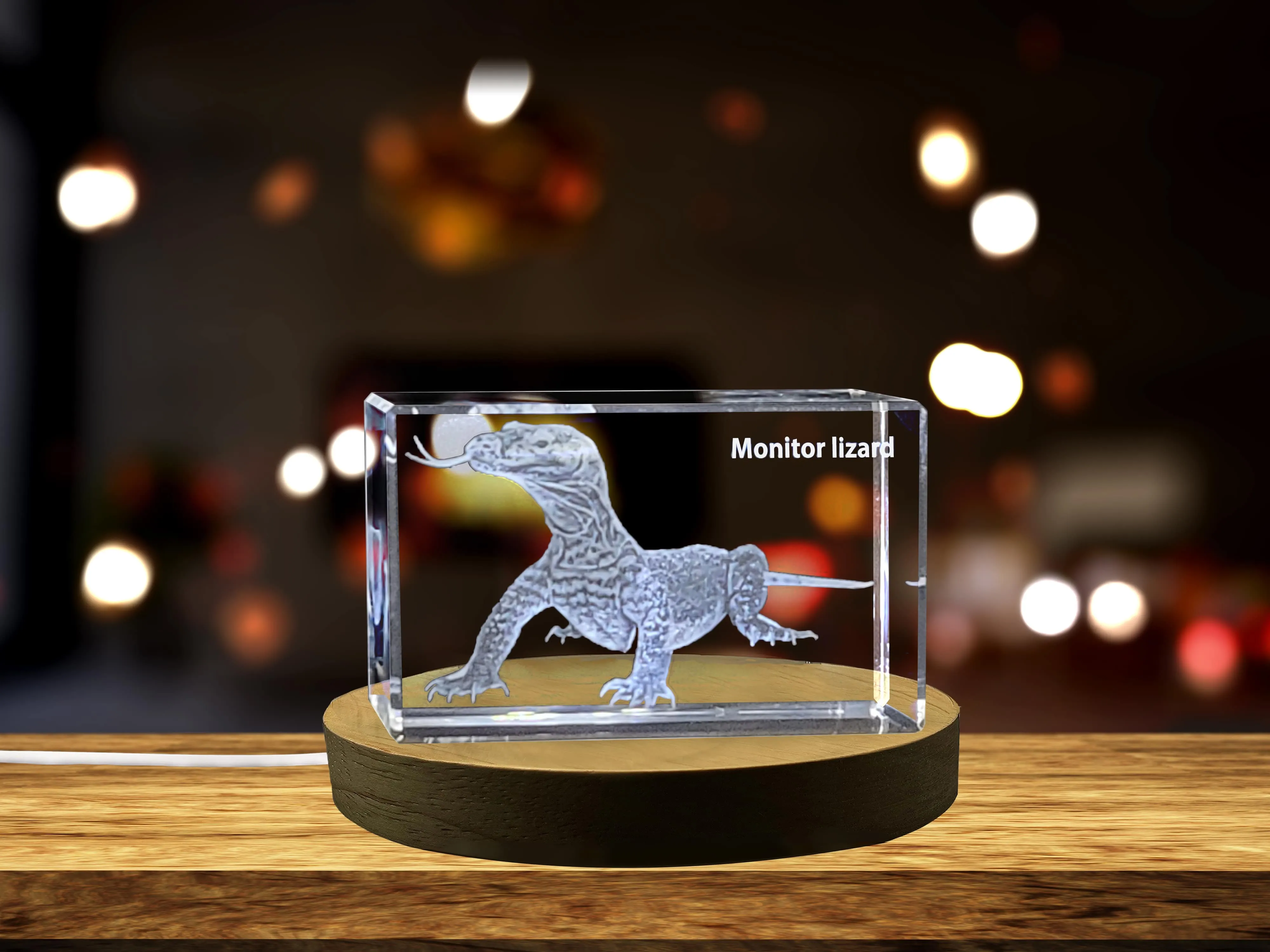 Graceful Monitor Lizard Crystal Carvings | Exquisite Gems Etched with Reptilian Sentinels