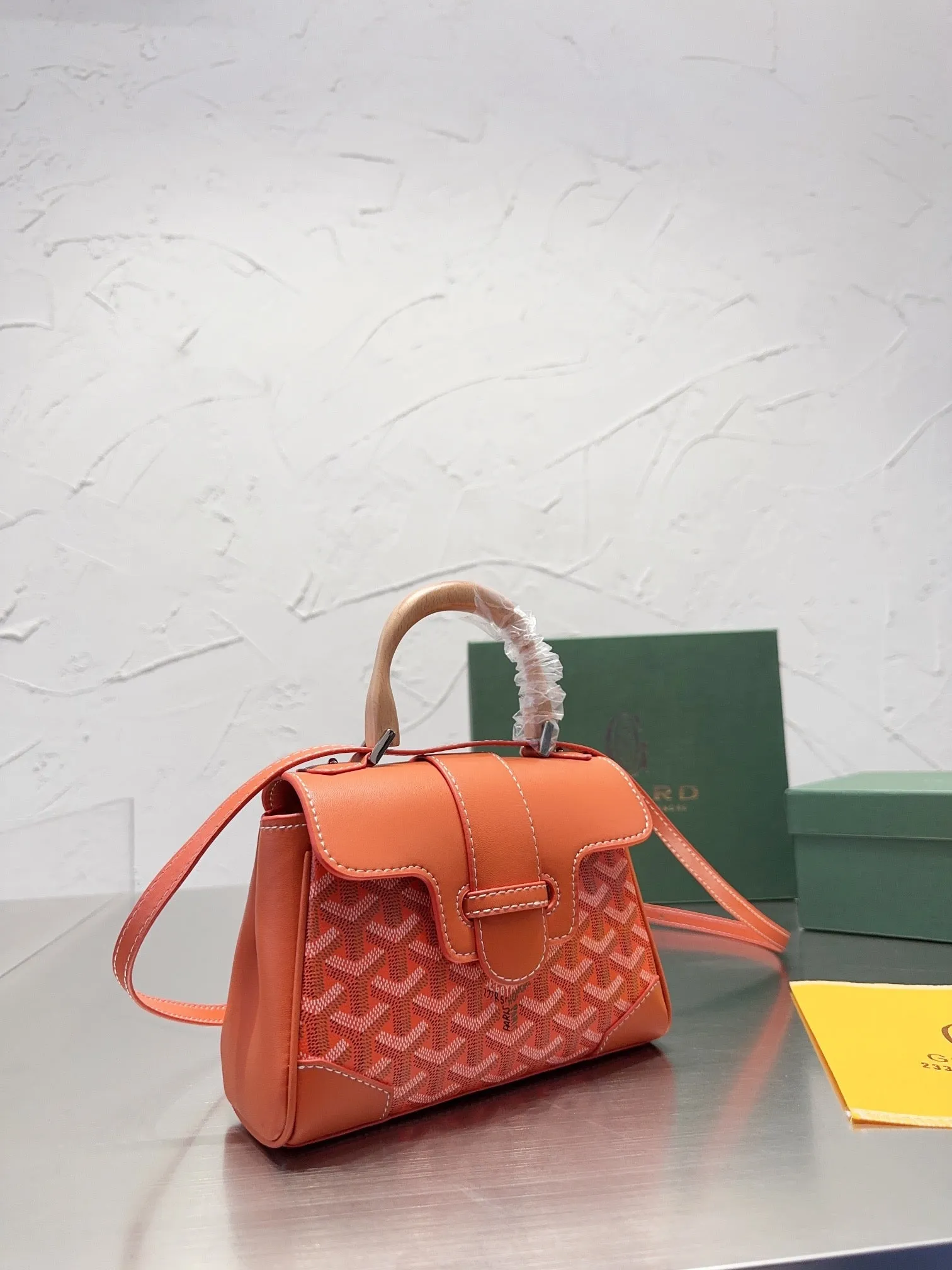 GY008 Saïgon Souple Mini Bag / 5.9x3x7.9inch