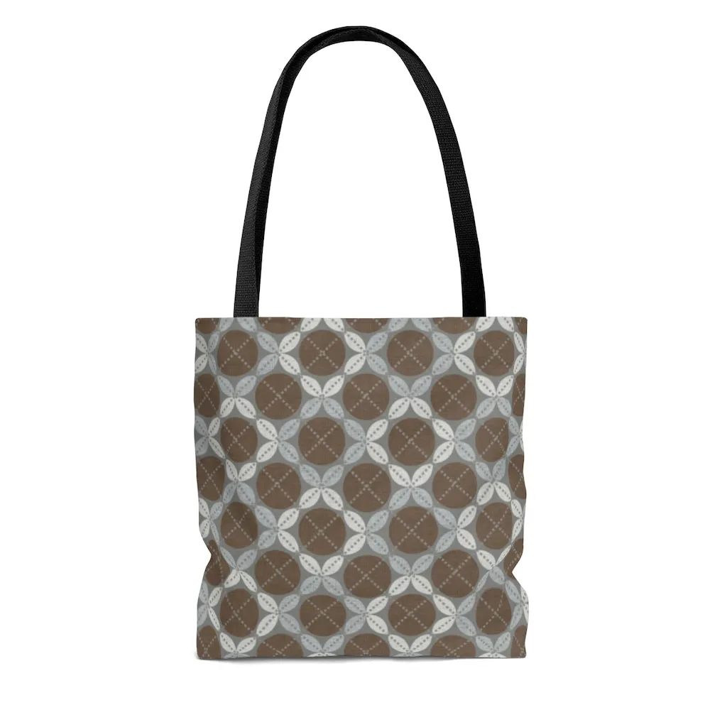 Leaf Ensconced Circle Tote Bag in Brown