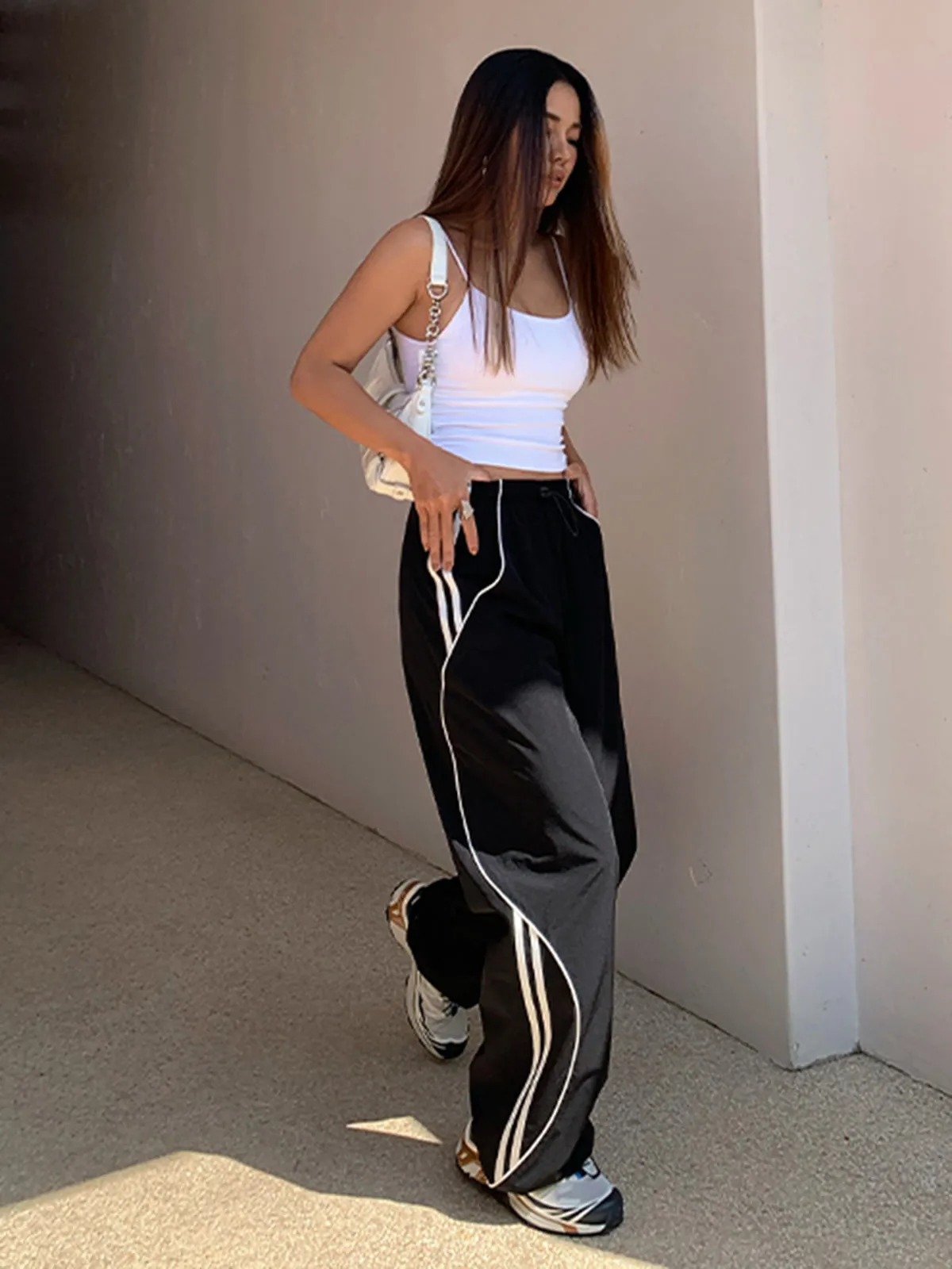 Leisure Series Graceful Cargo Pants