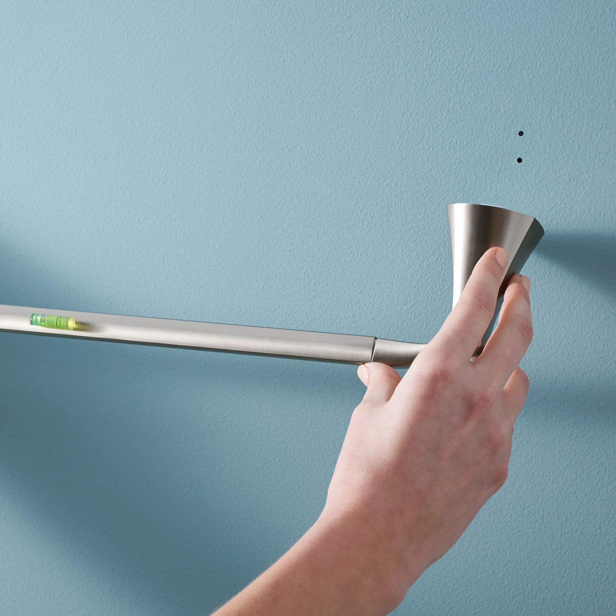 Lindor 24" Towel Bar