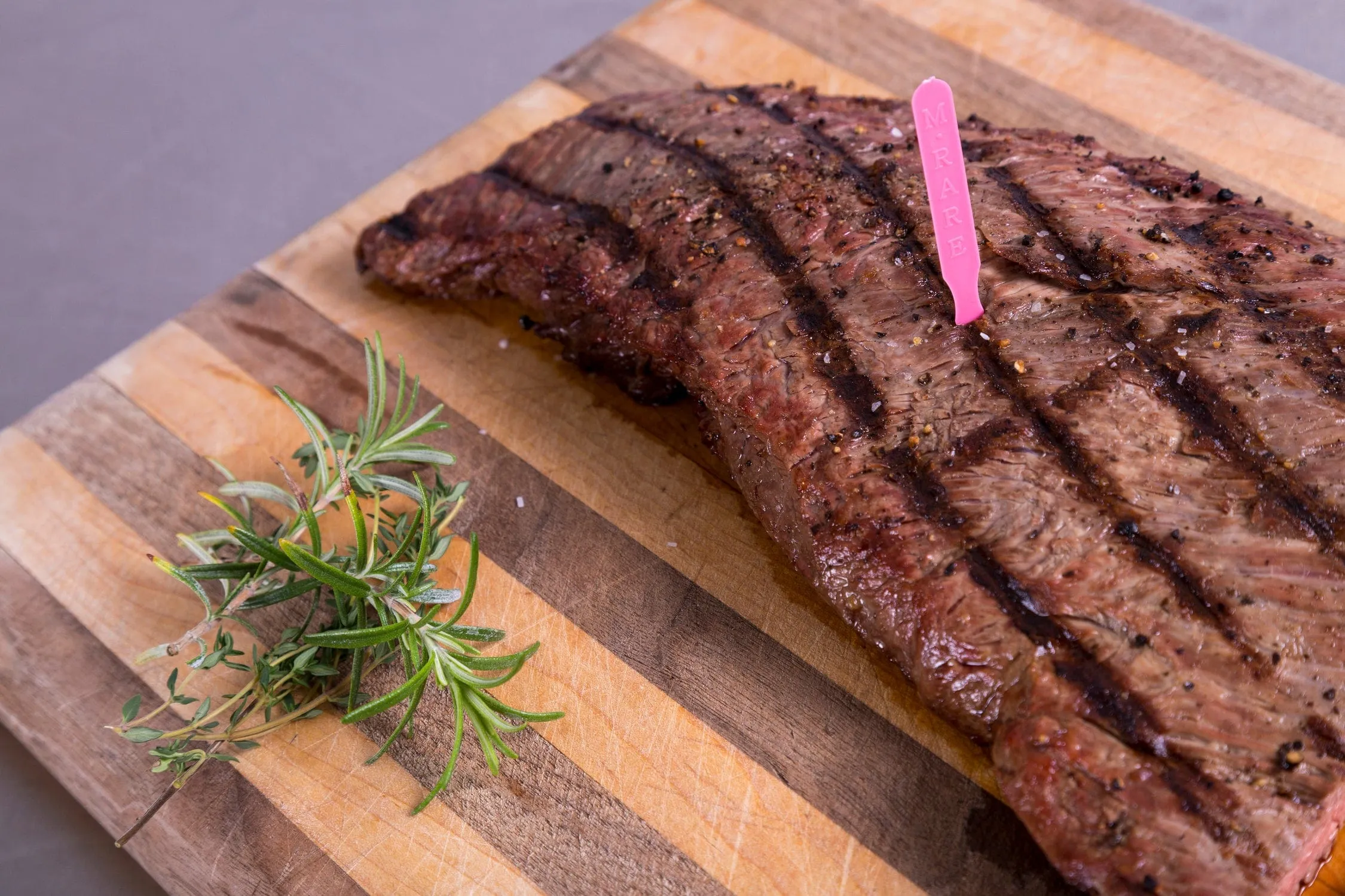Medium Rare Steak Markers-Pink, Case of 5,000