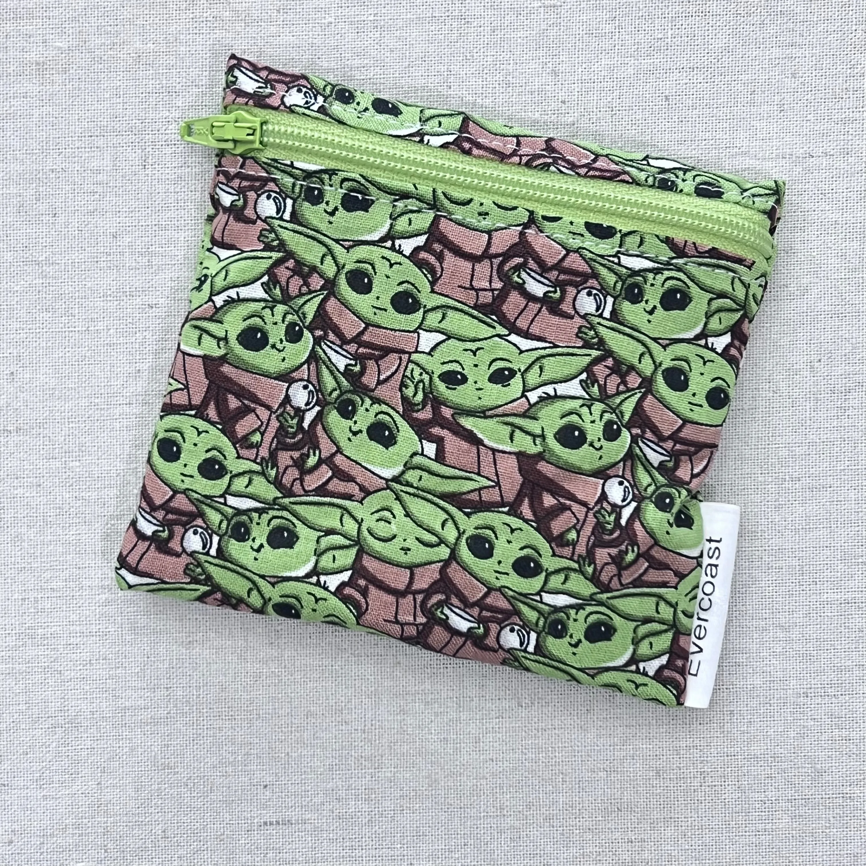 Packed Baby Alien Reusable Mini Snack Bag