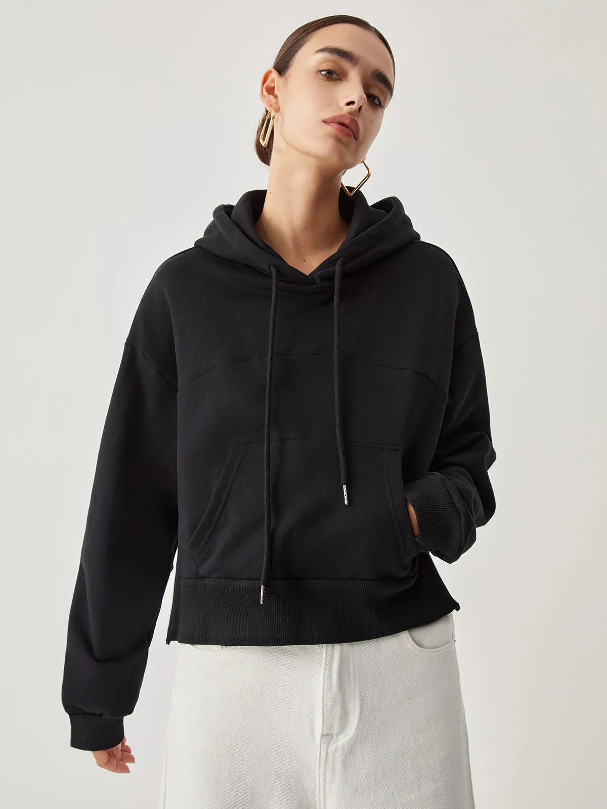Pocket Side Graceful Zip Detail Hoodie