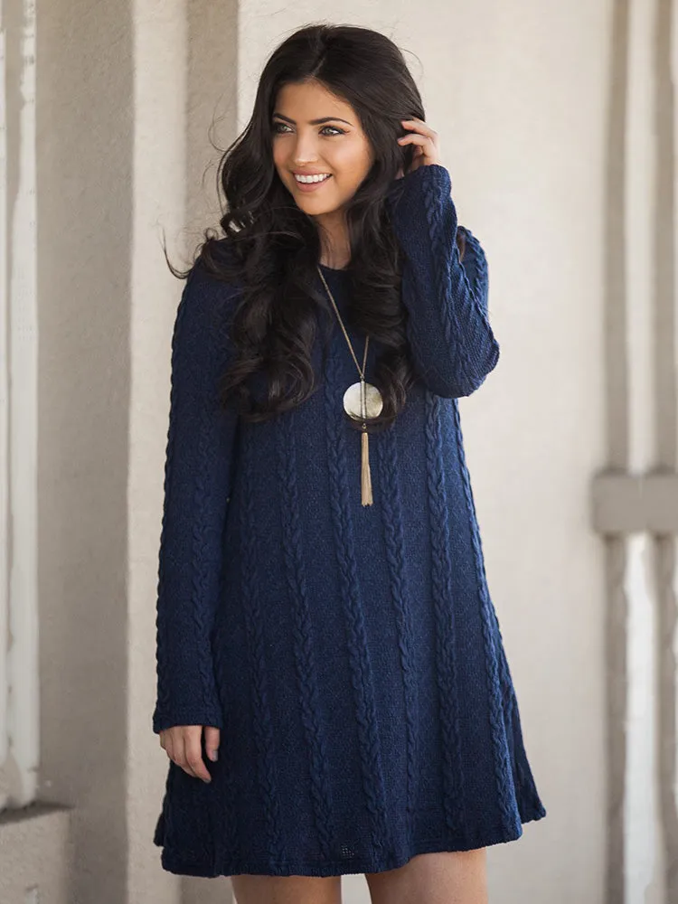 Round Neck Graceful Cut-Out Sweater