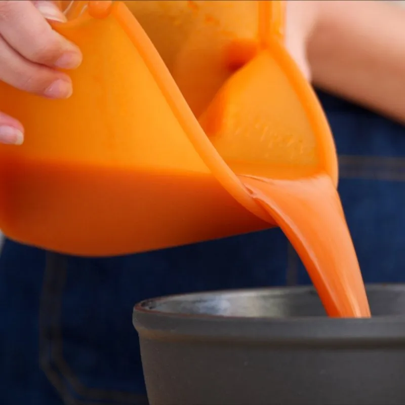 Small Reusable Silicone Food Storage Bag - Amber