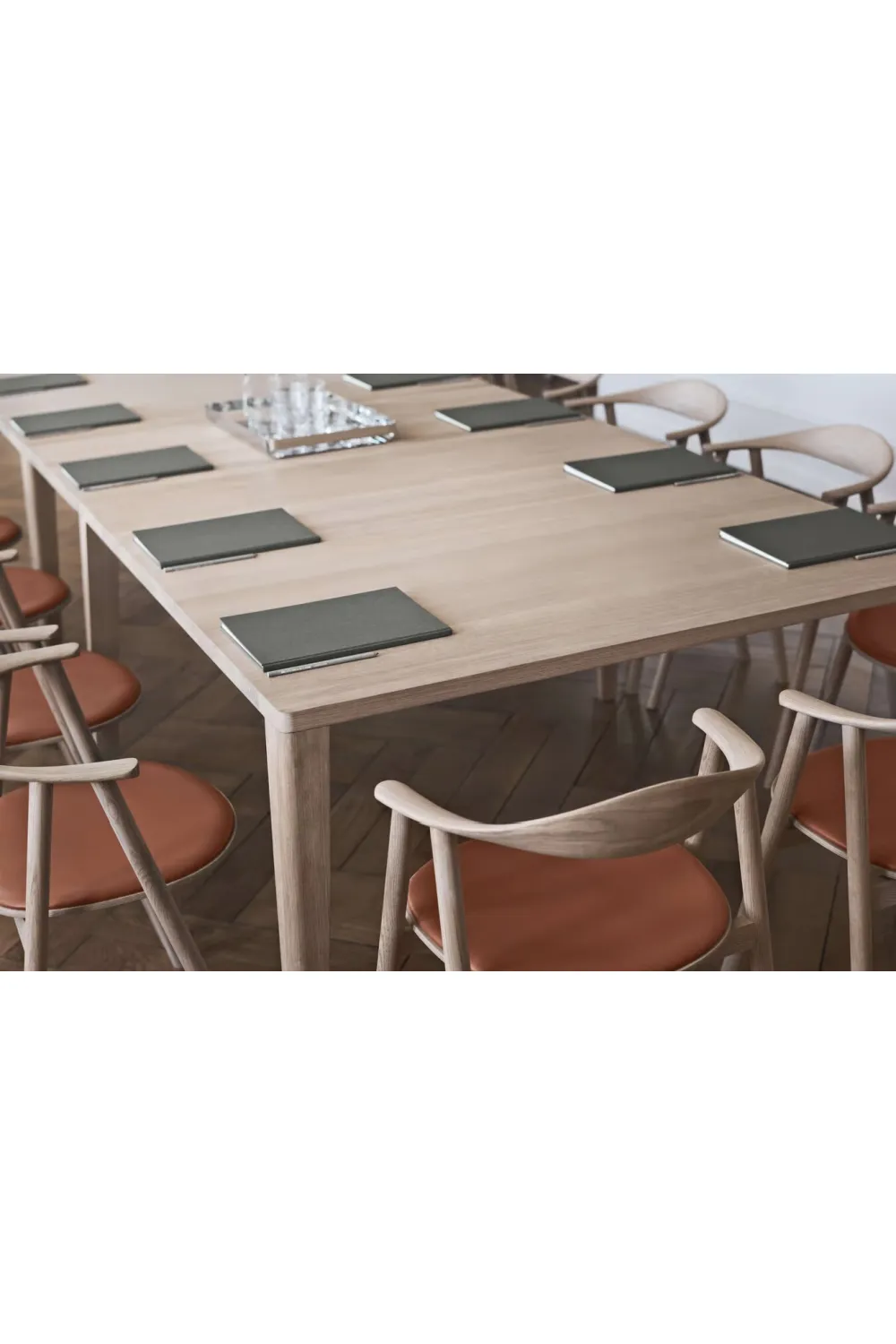 Square Oak Dining Table | Bolia Graceful