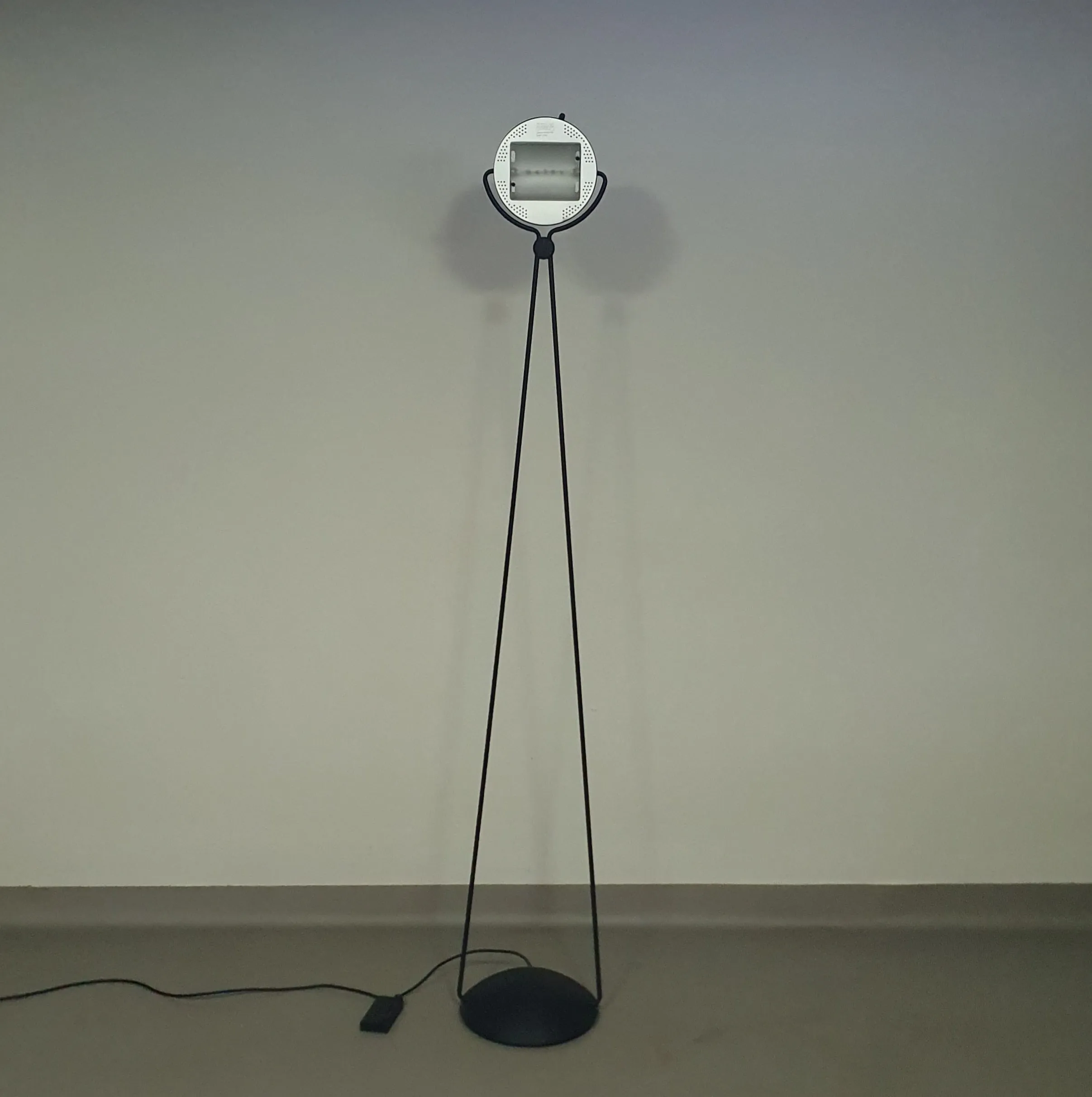 Very rare Paolo Piva for Stefano Cevoli floorlamp Meridiana 185cm