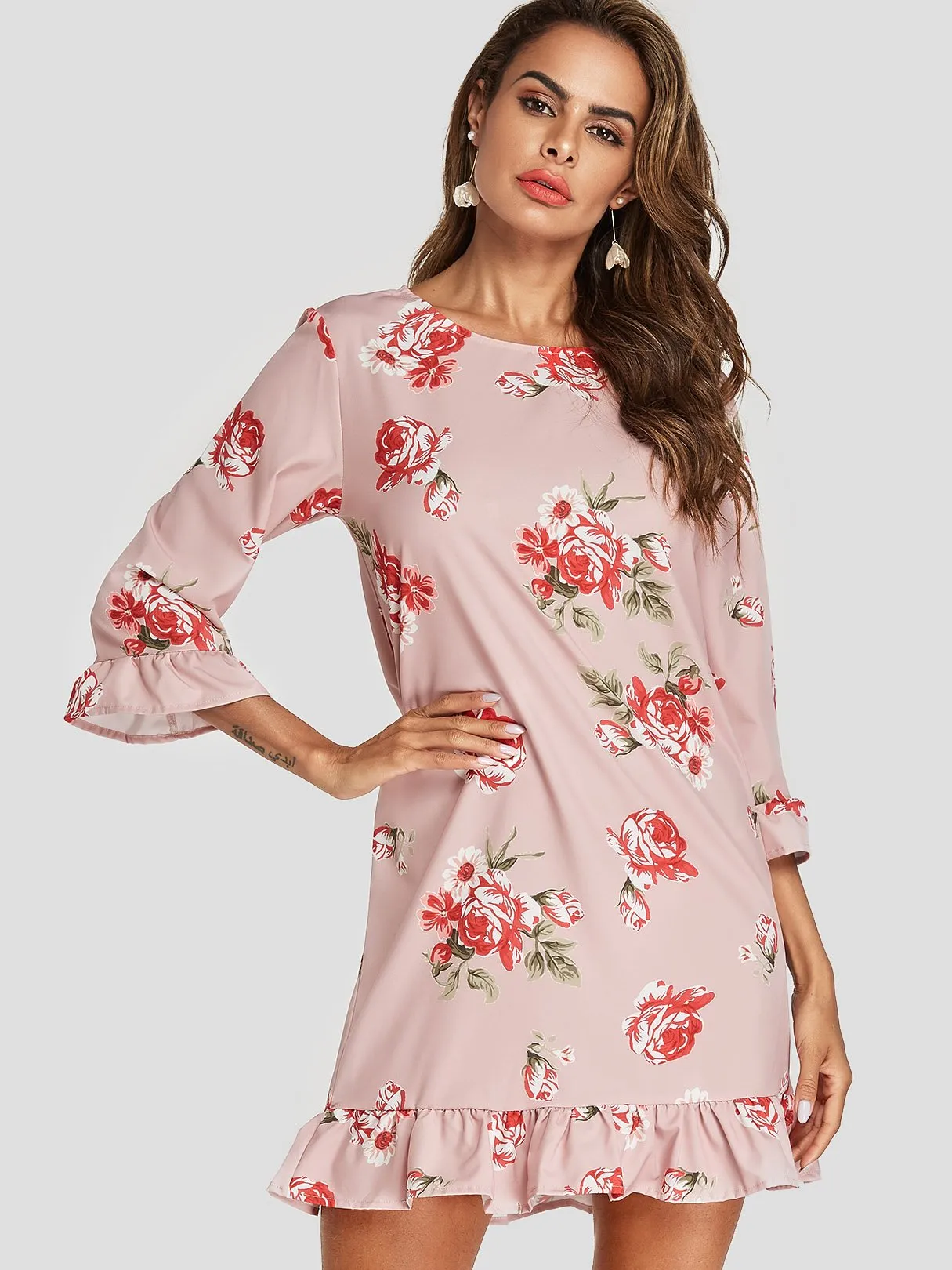 Wholesale Pink Round Neck 3/4 Sleeve Length Floral Print Flounced Hem Mini Dress